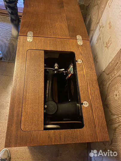 Швейная машинка