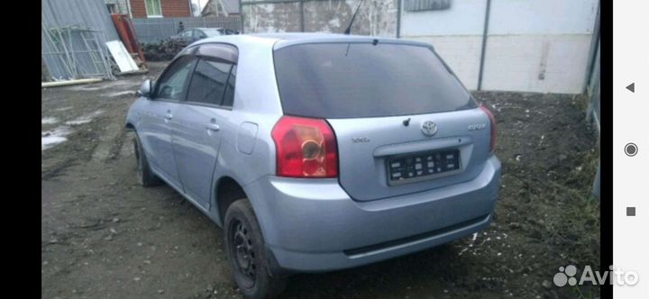 Toyota Corolla 120 седан хетчбек