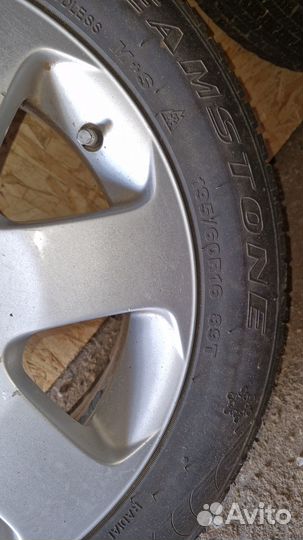 Streamstone SW707 6.00/13.5 R16 143J