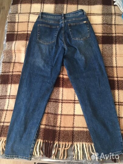 Джинсы