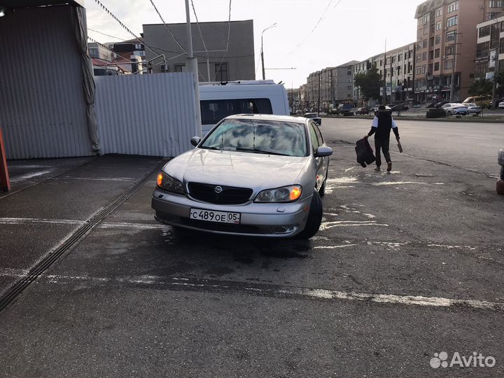 Салон Ниссан