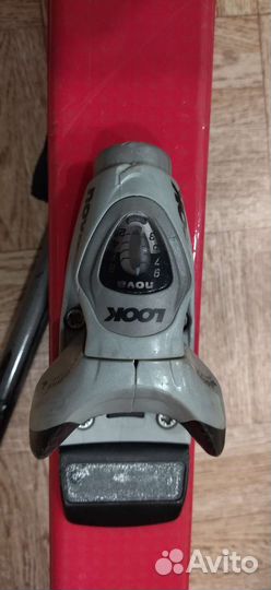 Горные лыжи и горнолыжные ботинки