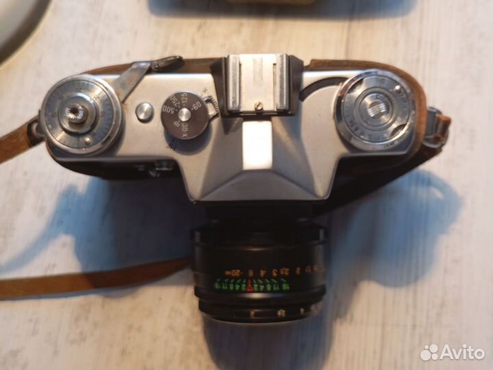 Пленочный фотоаппарат зенит е
