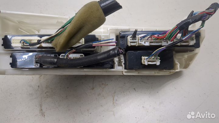 Блок управления парктрониками Toyota Land Cruiser Prado (150) - 2009, 2013