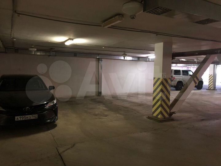 Машиноместо, 17 м²