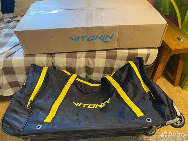 Хоккейный баул на колесах взрослый