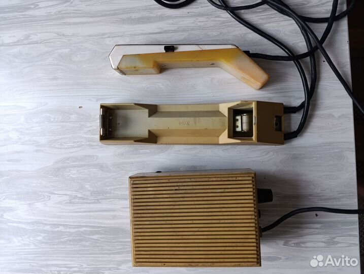 Винтажный телефон в машину