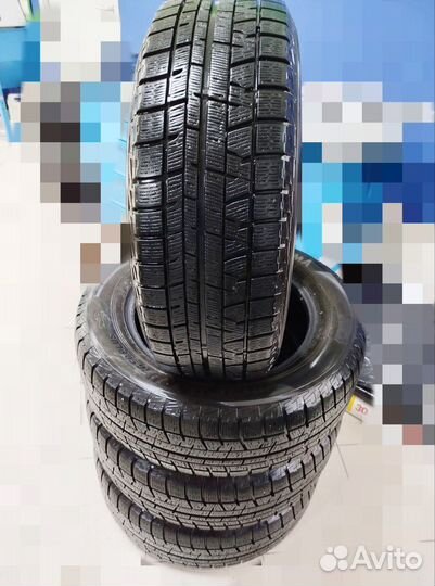 Yokohama Ice Guard IG50+ 215/60 R16 95Q