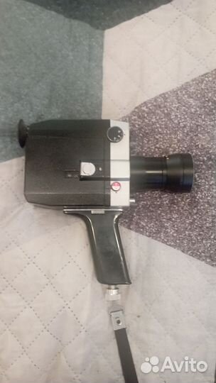 Пленочная кинокамера винтажная