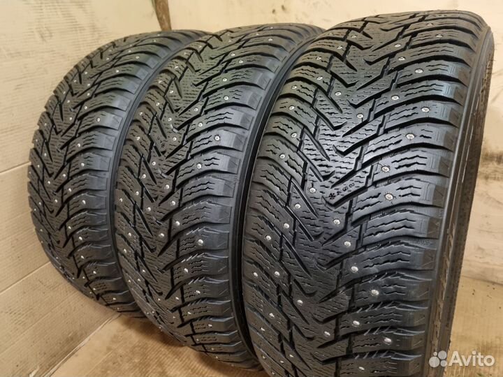 Nokian Tyres Hakkapeliitta 8 SUV 235/55 R17 103T