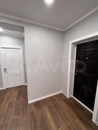 2-к. квартира, 61,4 м², 1/7 эт.