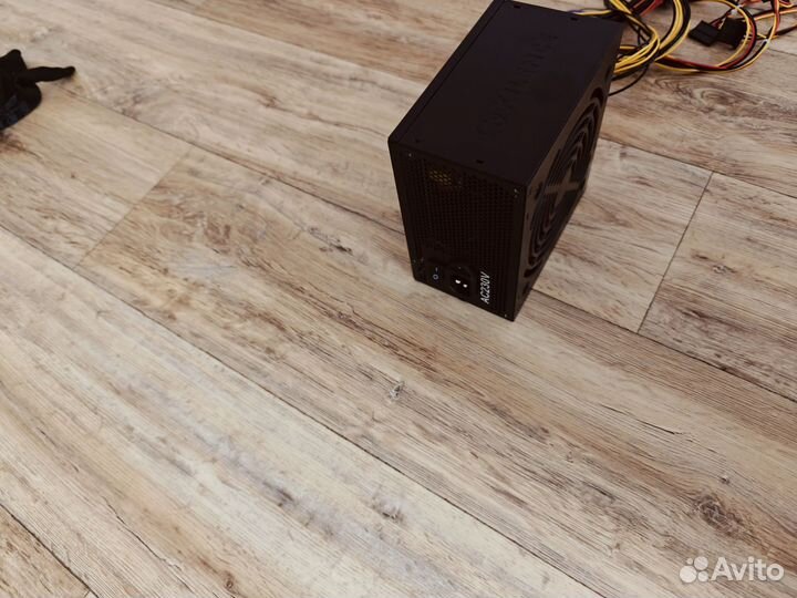 Блок питания xilence 700w как новый на пломбе