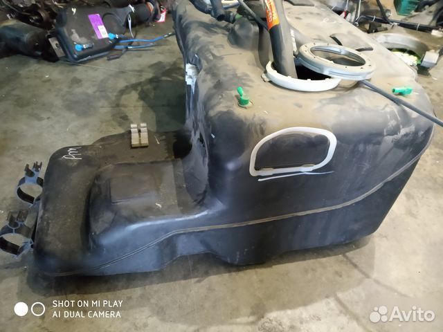 Бензобак Bmw X5 E53