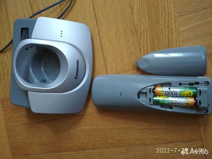 Телефон panasonic KX TG1105RU