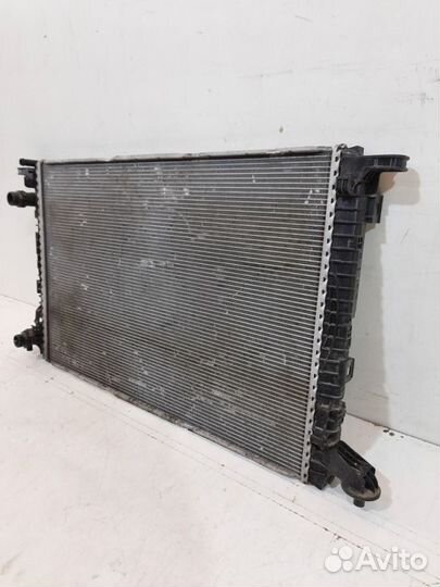 Радиатор охлаждения Audi A4 B9 2015-2022