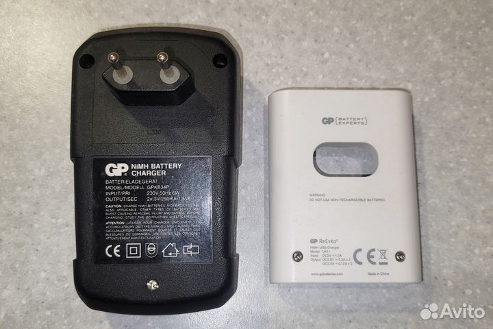 Зарядное устройство GP для пальчиковых аа аккумул