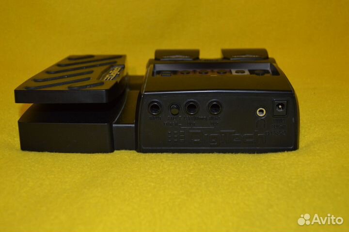 Процессор для бас гитары - digitech bp90