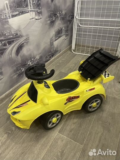 Детская машинка каталка