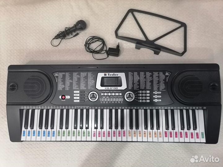 Синтезатор Tesler KB-6130