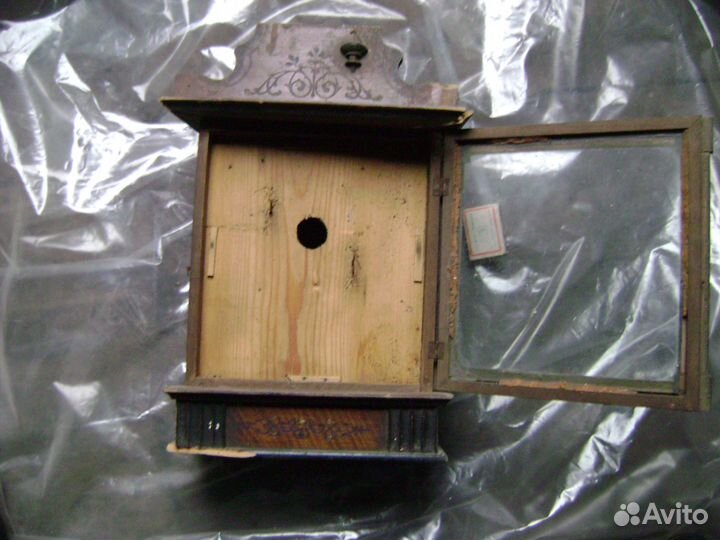 Старина(зажигалка и корпус из под часов)