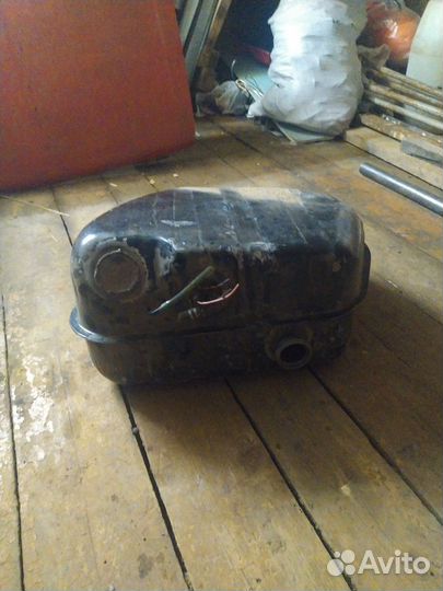 Бензобак на шарик