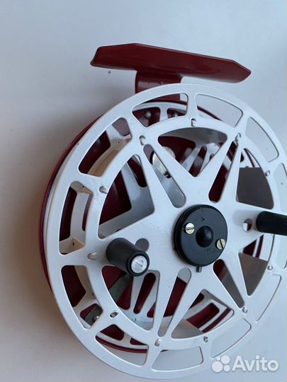Катушка спининговая Новая(не пользованная)