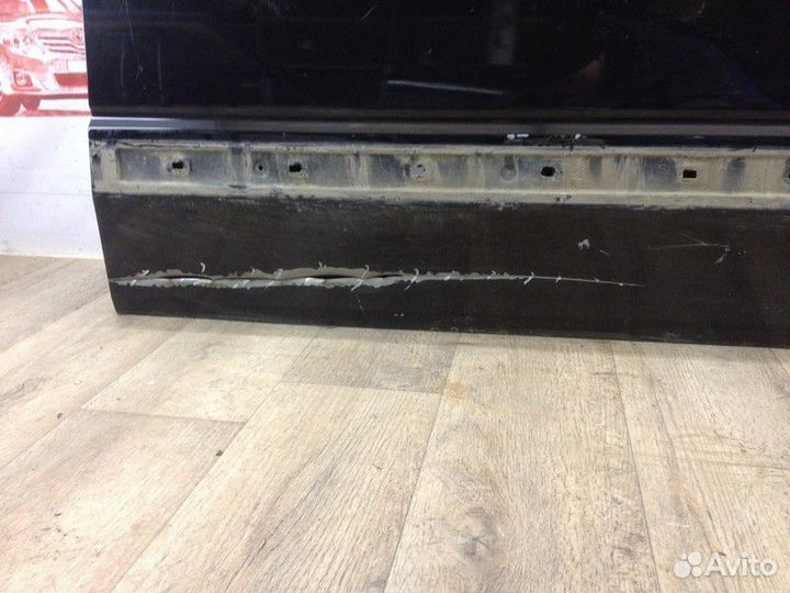 Дверь передняя правая Jeep Commander (Xk)