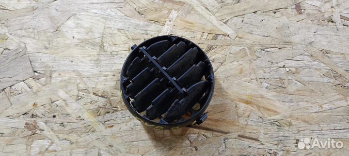 Дефлектор центральный левый Matiz