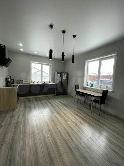 Коттедж 139,7 м² на участке 9 сот.