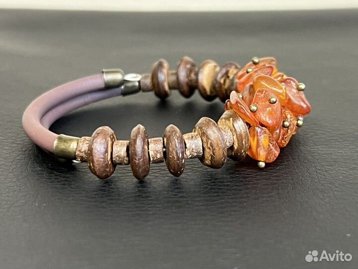 Браслет янтарь кокосовые чипсы