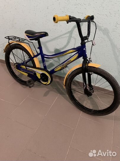 Детский велосипед на 6-8 лет