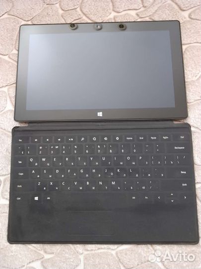 Планшет с клавиатурой Microsoft Surfase 64 гб