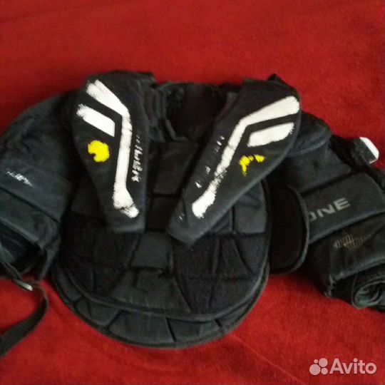 Детский хоккейный вратарский нагрудник