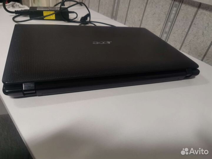 Ноутбук Acer Aspire 5560 2011 на запчасти