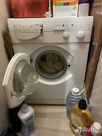 Стиральная машина ariston