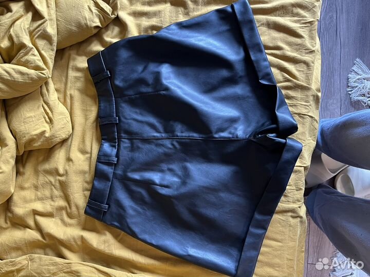 Шорты черные 46