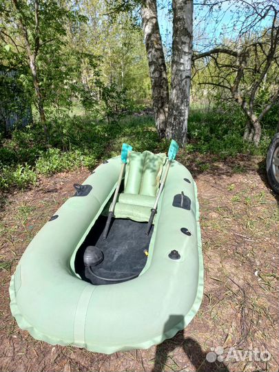 Лодка надувная резиновая двухместная б/у