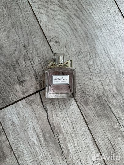 Туалетная вода Miss Dior Blooming Bouquet