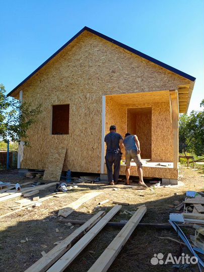 Бригада строителей