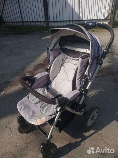 Прогулочная коляска