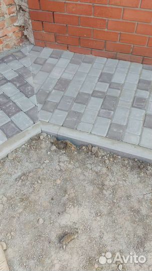 Укладка тротуарной плитки