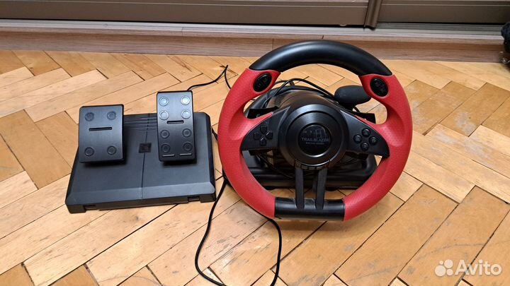 Игровой руль с педалями для пк