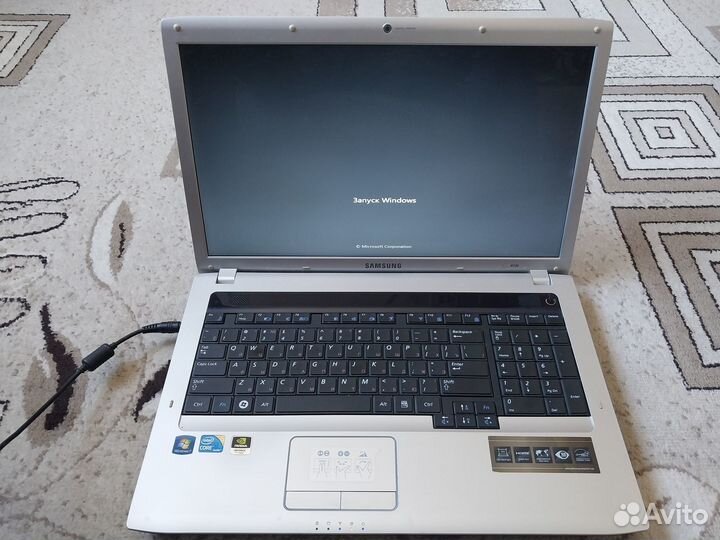 Ноутбук Samsung R730