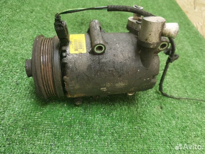 Компрессор кондиционера Ford Focus 2 1.6 shda 2008