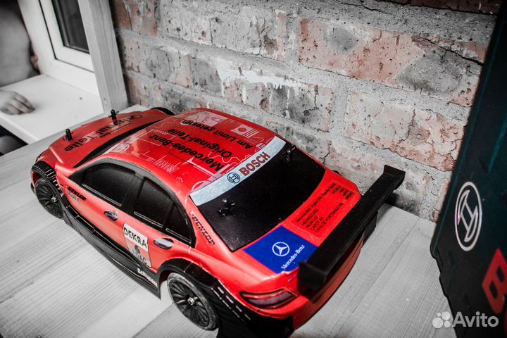 Машинка на радиоуправлении с двс AMG Mercedes C