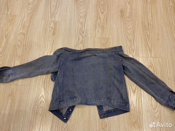 Укороченная джинсовка