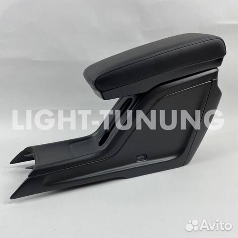 Подлокотник LADA Vesta увеличенный