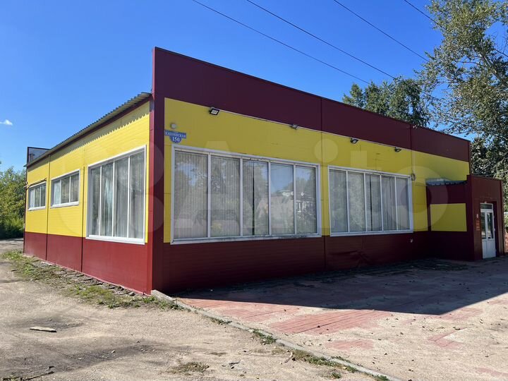 Здание, 298 м²