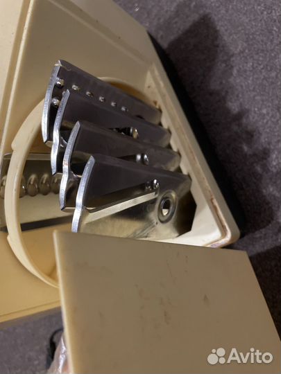 Кухонный комбайн merloni