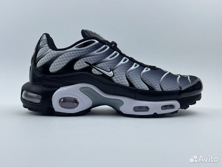 Кроссовки Nike Air Max Tn plus